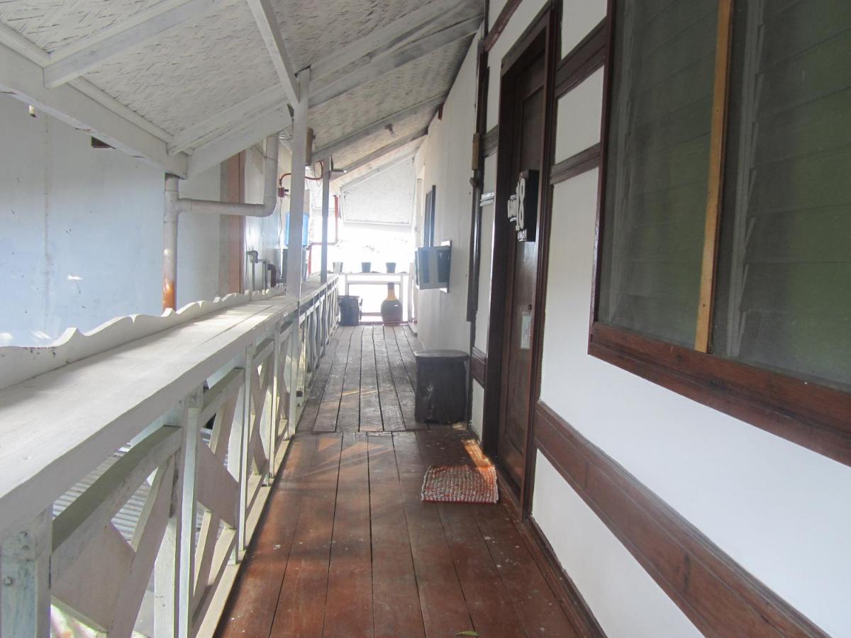 Islandfront Cottages And Restaurant Эль-Нидо Экстерьер фото